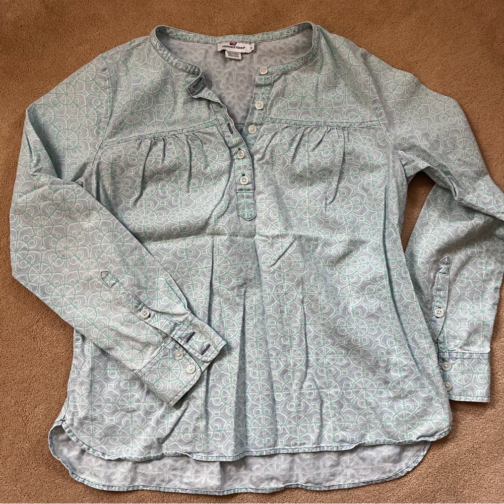 Vineyard Vines  periwinkle and aqua cotton blouse